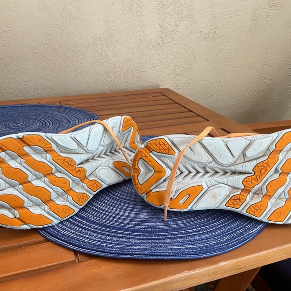 Hoka Clifton 8 - Picture 3 of 5